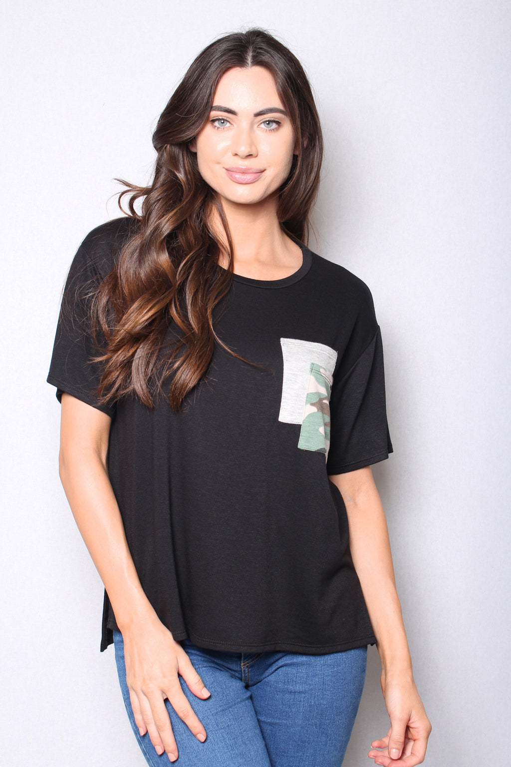 Women's Short Sleeves Camo Pocket Jersey Top
