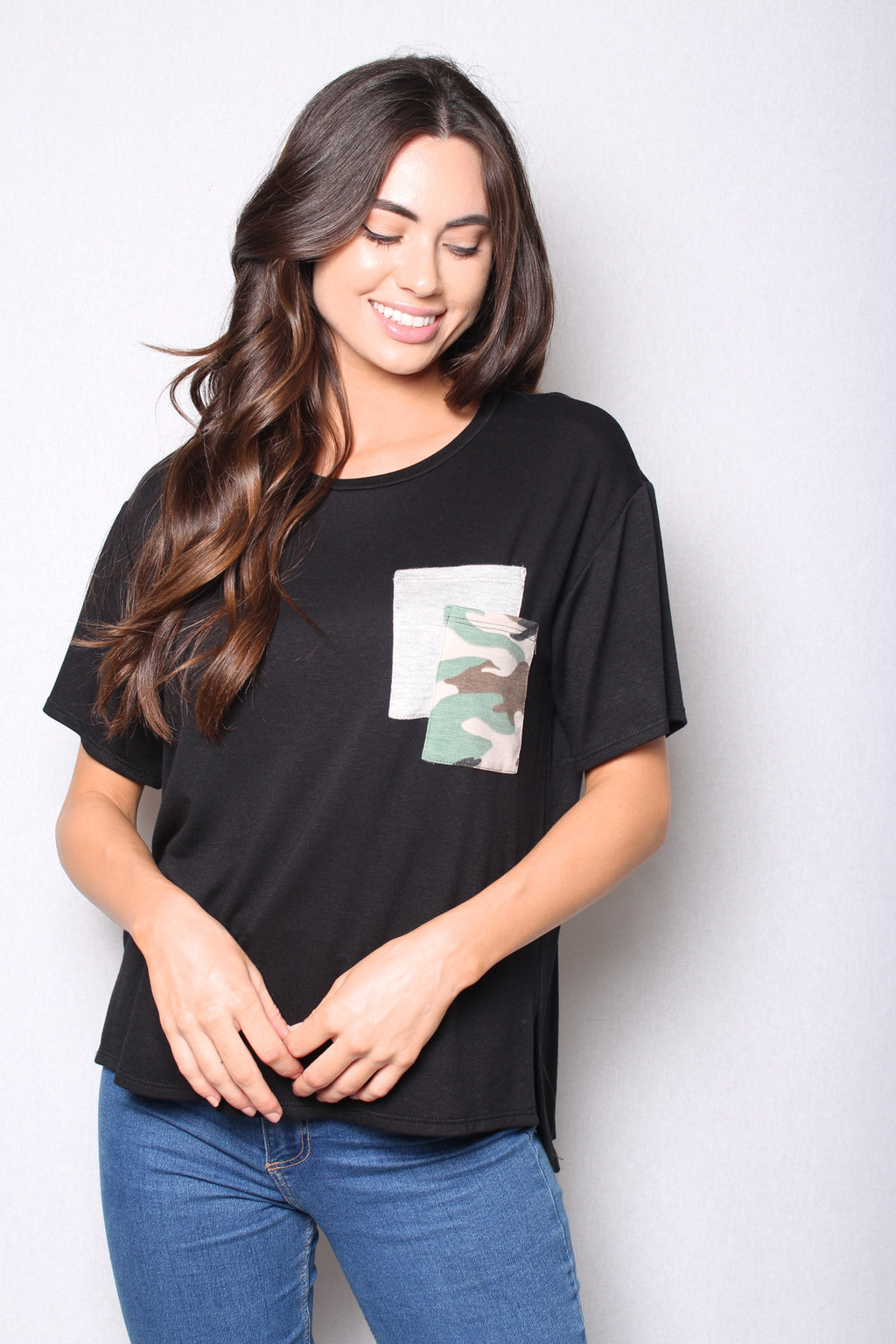 Women's Short Sleeves Camo Pocket Jersey Top