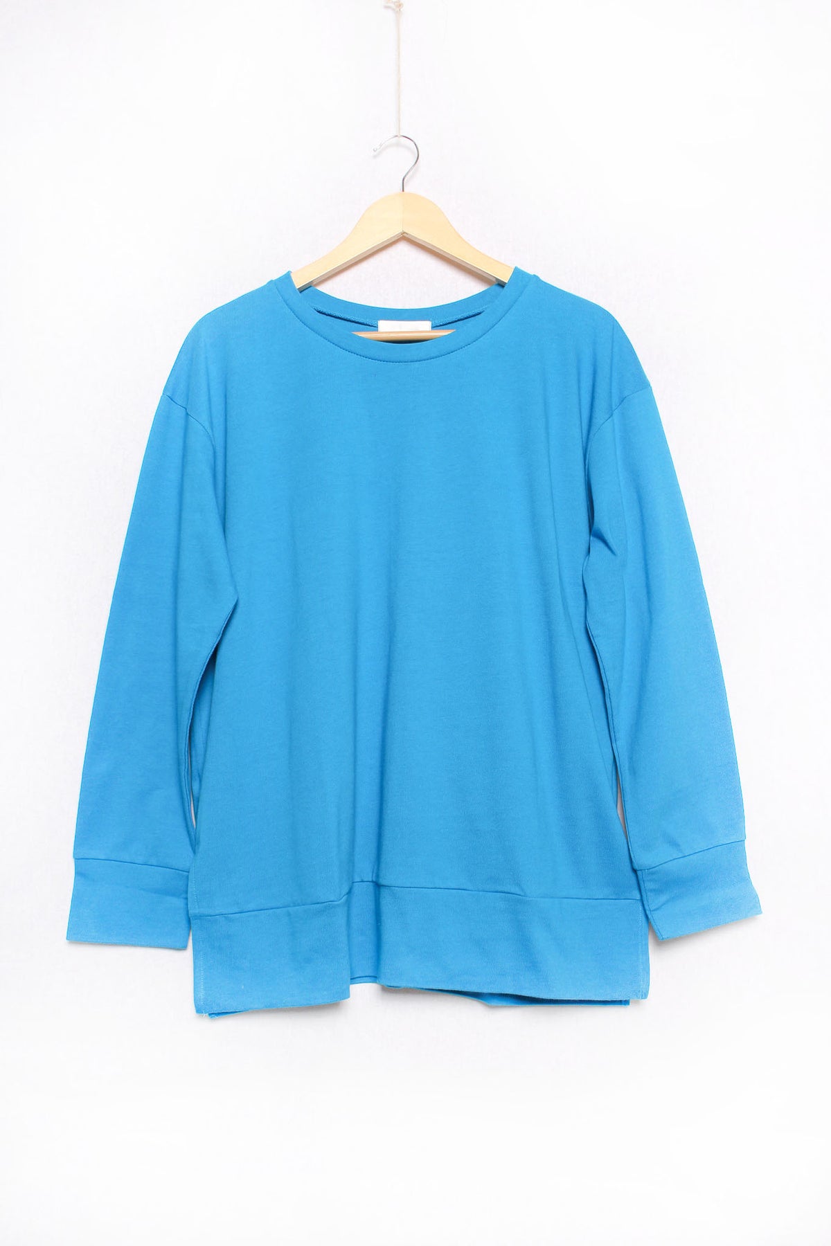Women's Long Sleeve Round Neck Solid Top