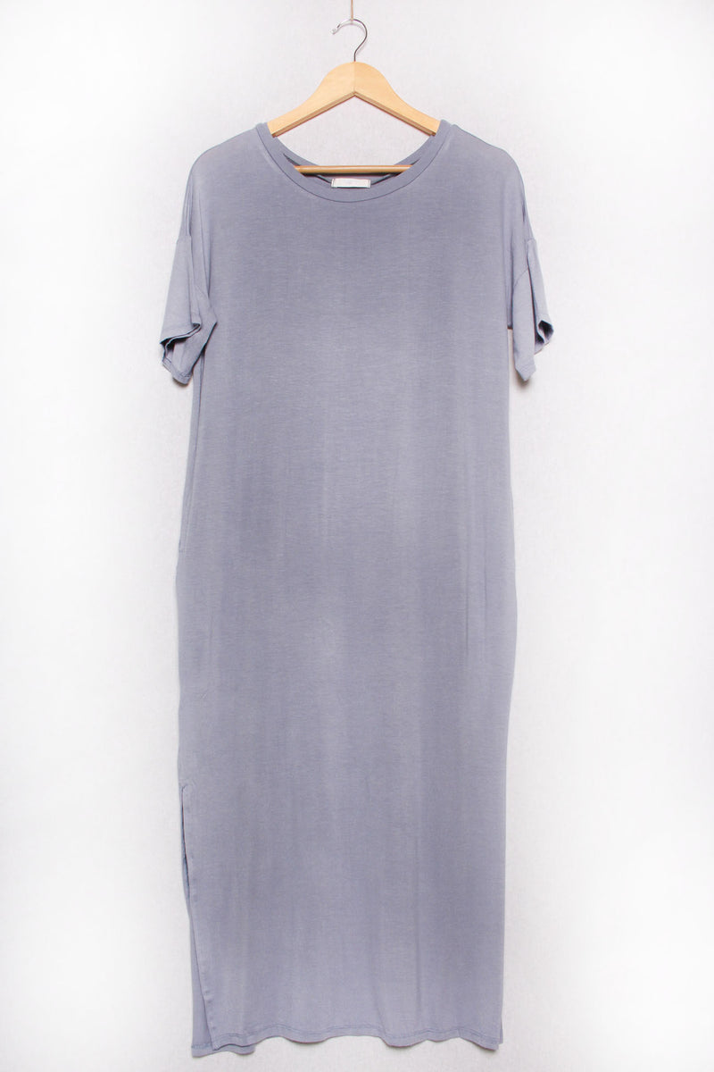 Women's Short Sleeve Round Neck Solid Midi Dress