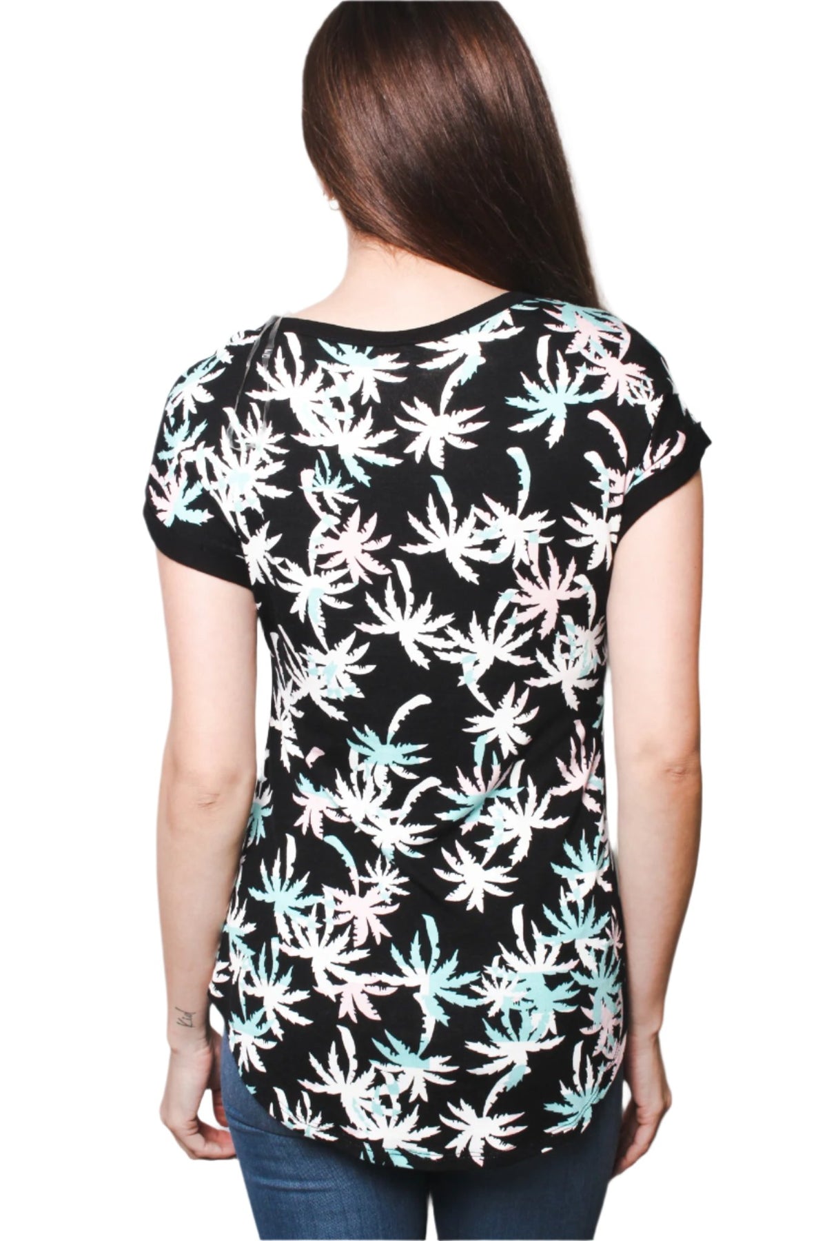 Women's Short Sleeve Round Neck Pocket Tee