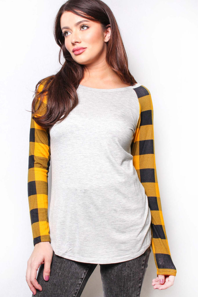 Women's Long Sleeve Round Neck Plaid Raglan Top