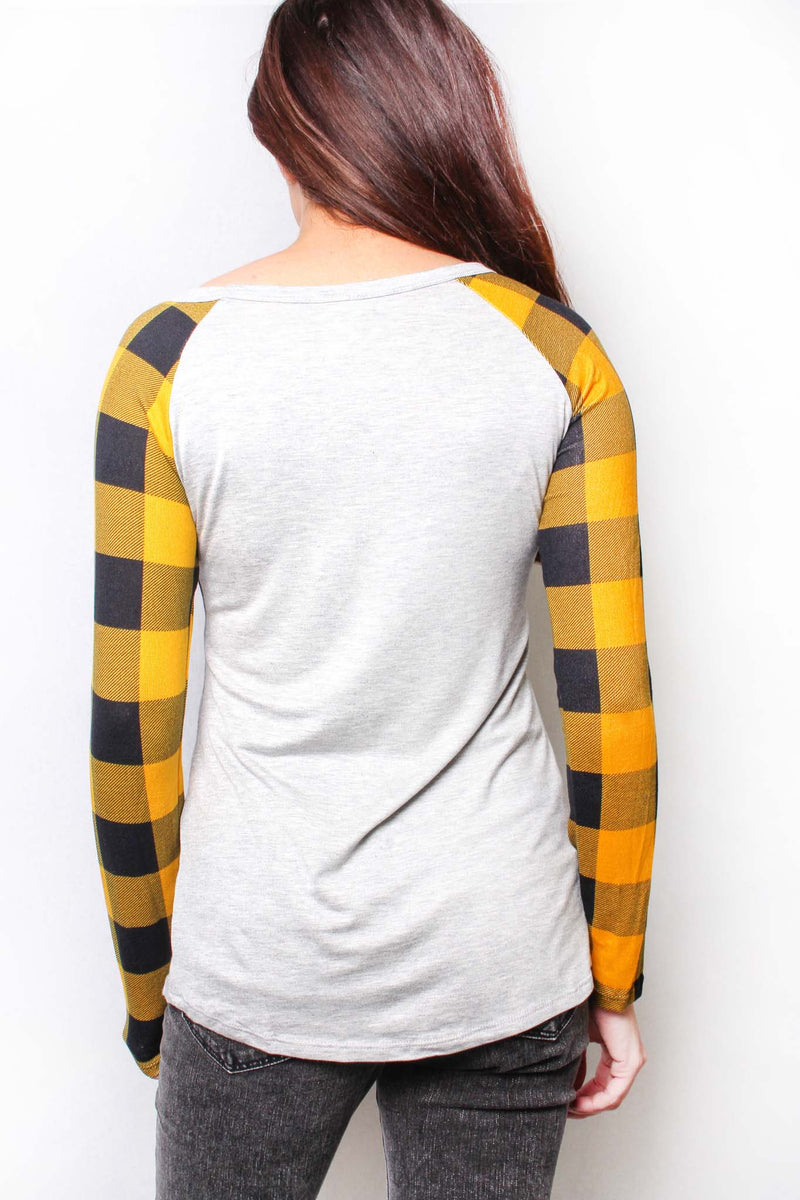 Women's Long Sleeve Round Neck Plaid Raglan Top