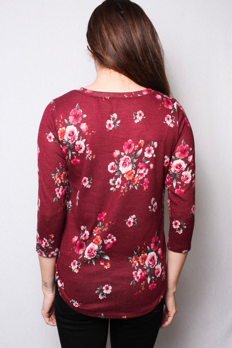 Women's 3/4 Sleeve V-Neck Floral Print Top